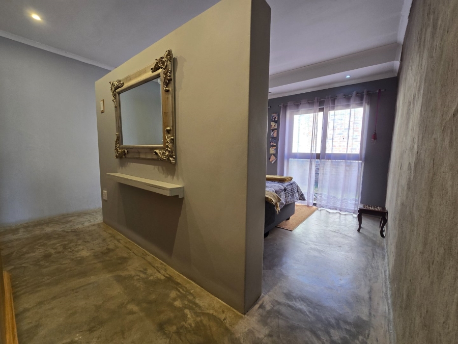 4 Bedroom Property for Sale in Viljoenskroon Rural Free State